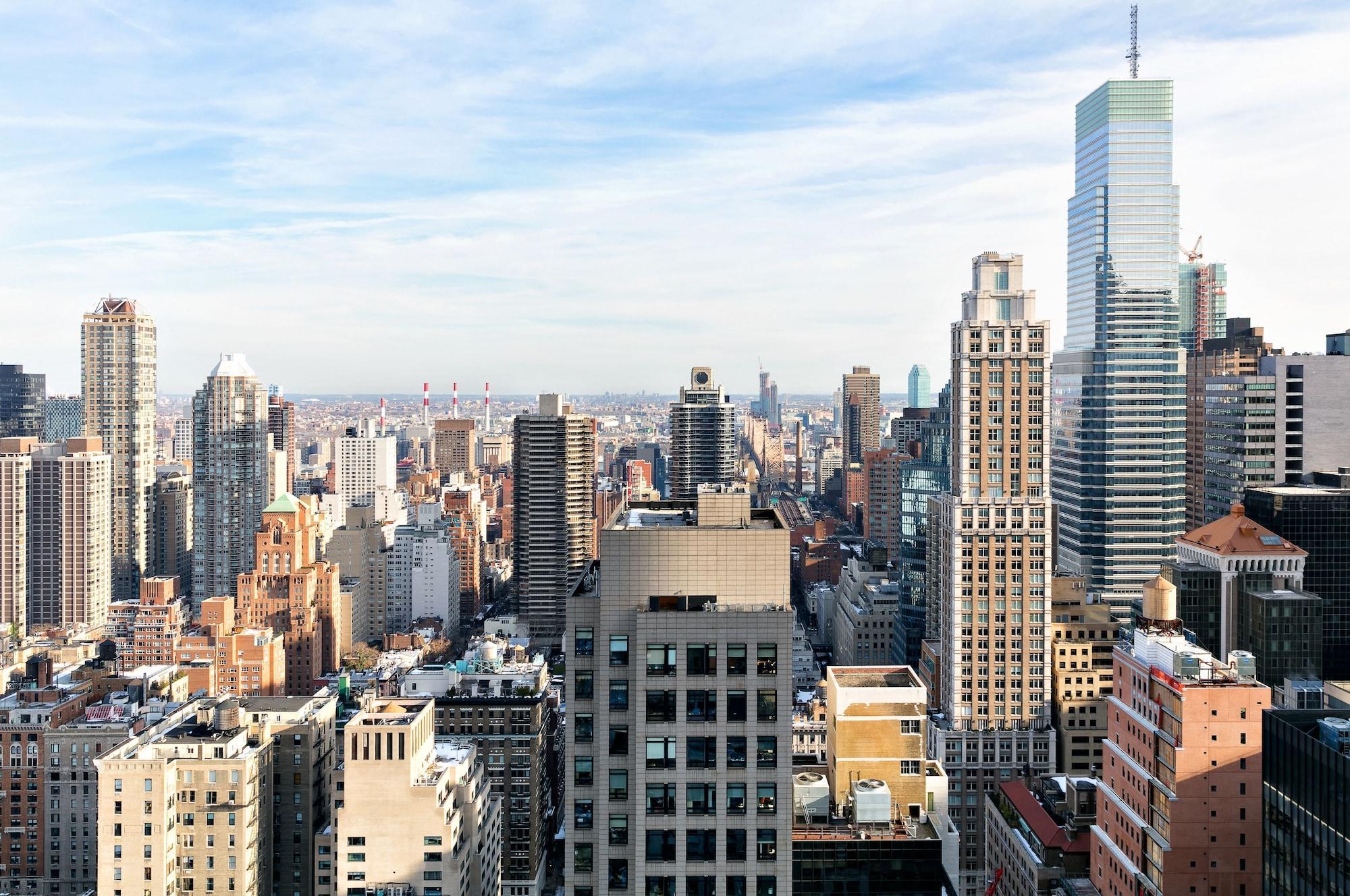 The Pierre, A Taj Hotel, New York Eksteriør bilde View from the 50th floor of the building