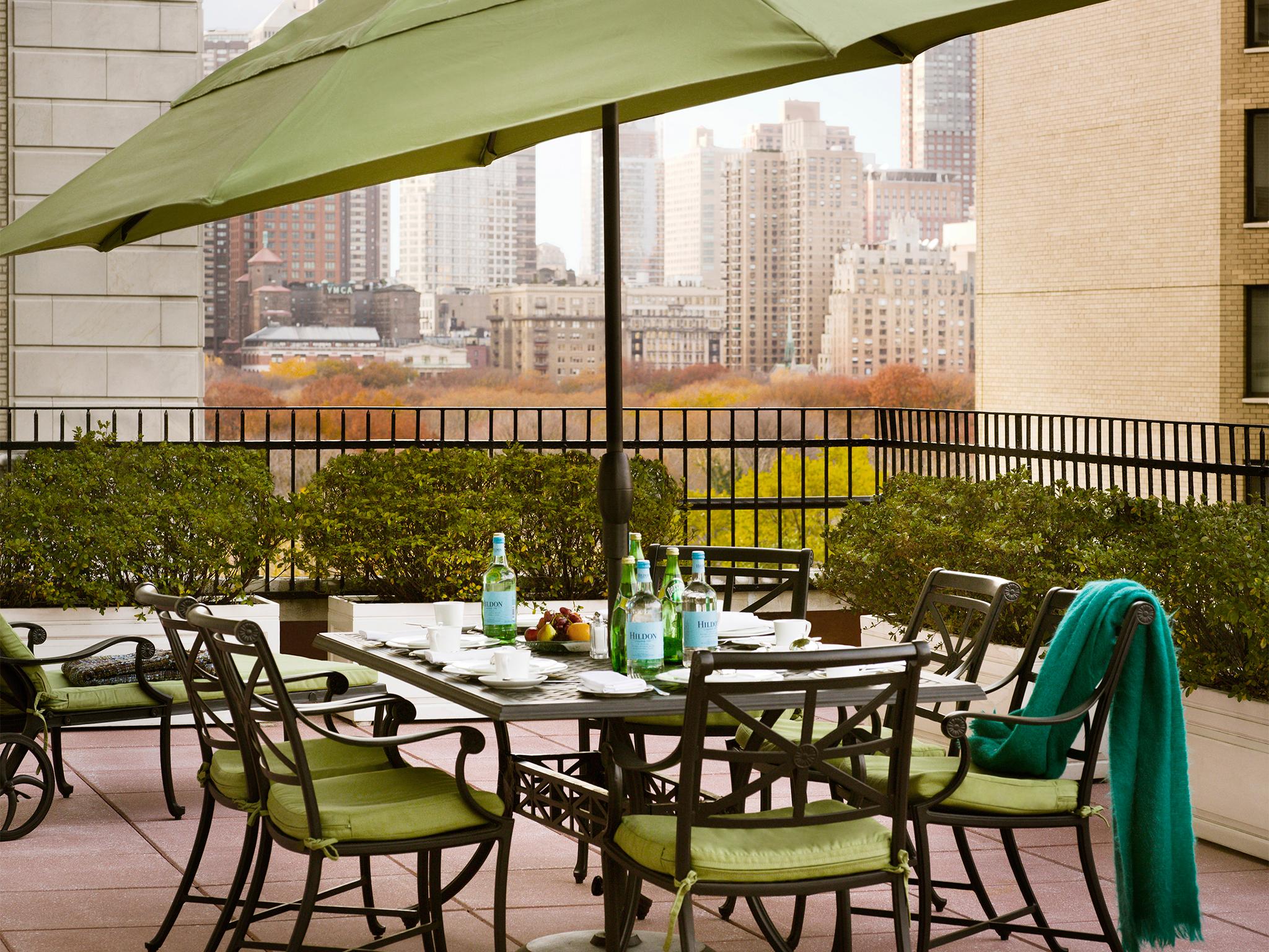 The Pierre, A Taj Hotel, New York Eksteriør bilde The Terrace at the Mandarin Oriental